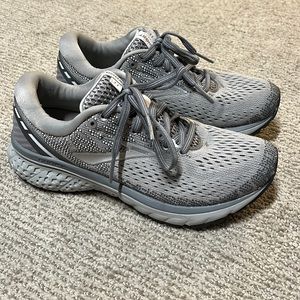 Brooks ghost 11 running shoes